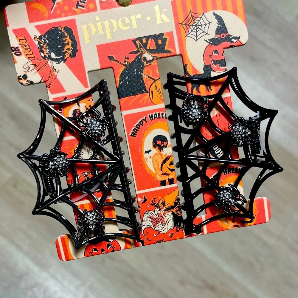 NWT ⚜️🖤⚜️ Piper K HALLOWEEN Hair Claw Clips Spooky Spiders & Spider Webs